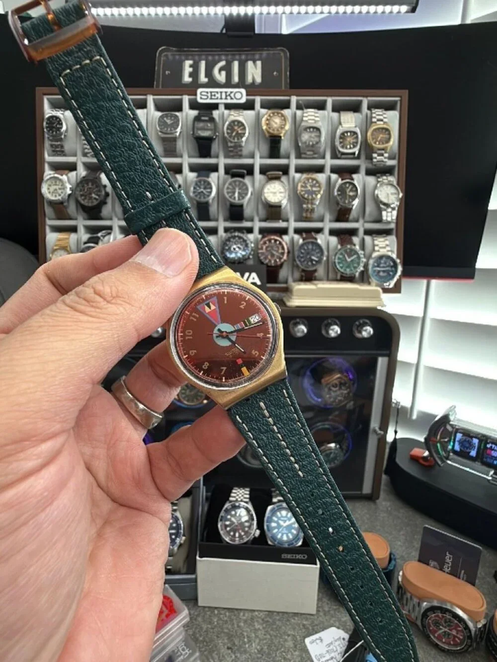 Swatch Gent Boca Verde GX402 NOS 1989 Green Leather Strap Vintage 34mm